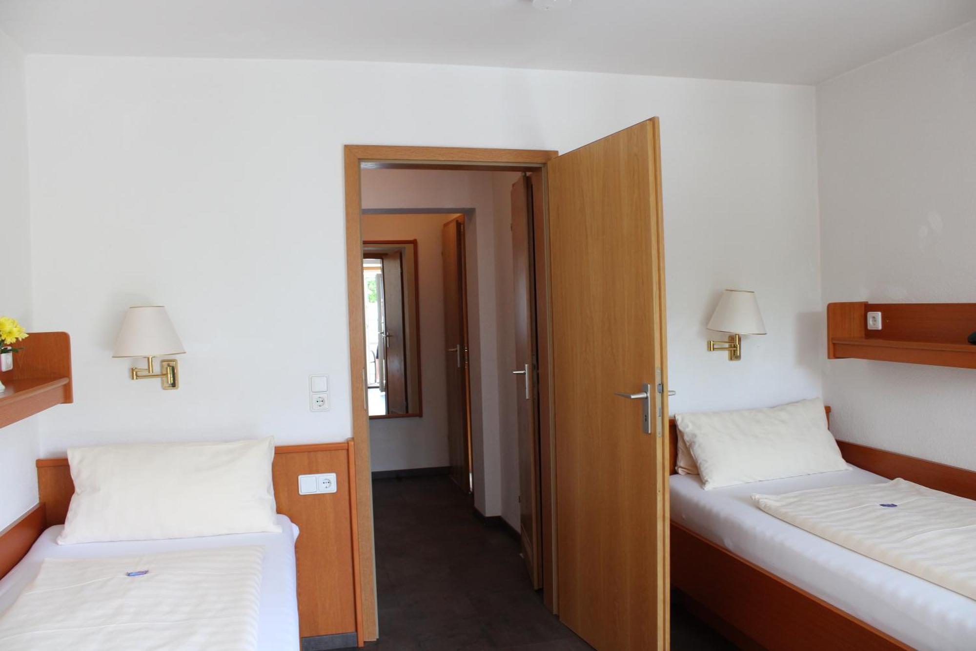 Hotel Haus Hildegard Bad Füssing Esterno foto