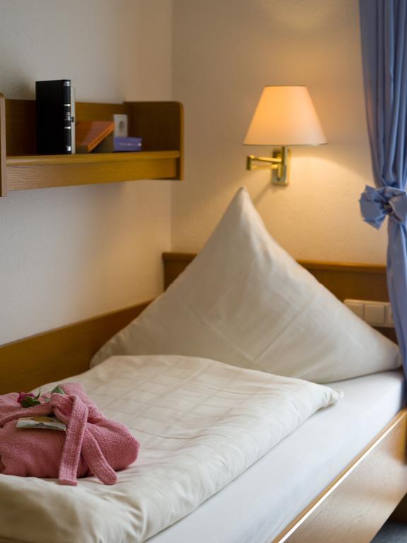 Hotel Haus Hildegard Bad Füssing Esterno foto