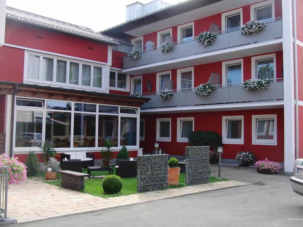 Hotel Haus Hildegard Bad Füssing Esterno foto