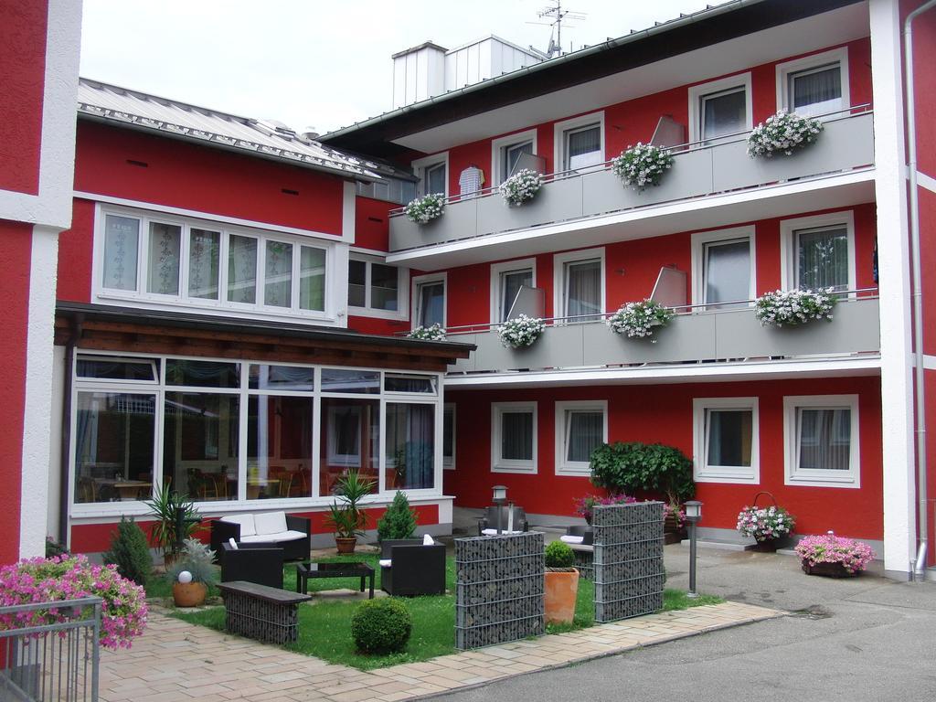 Hotel Haus Hildegard Bad Füssing Esterno foto